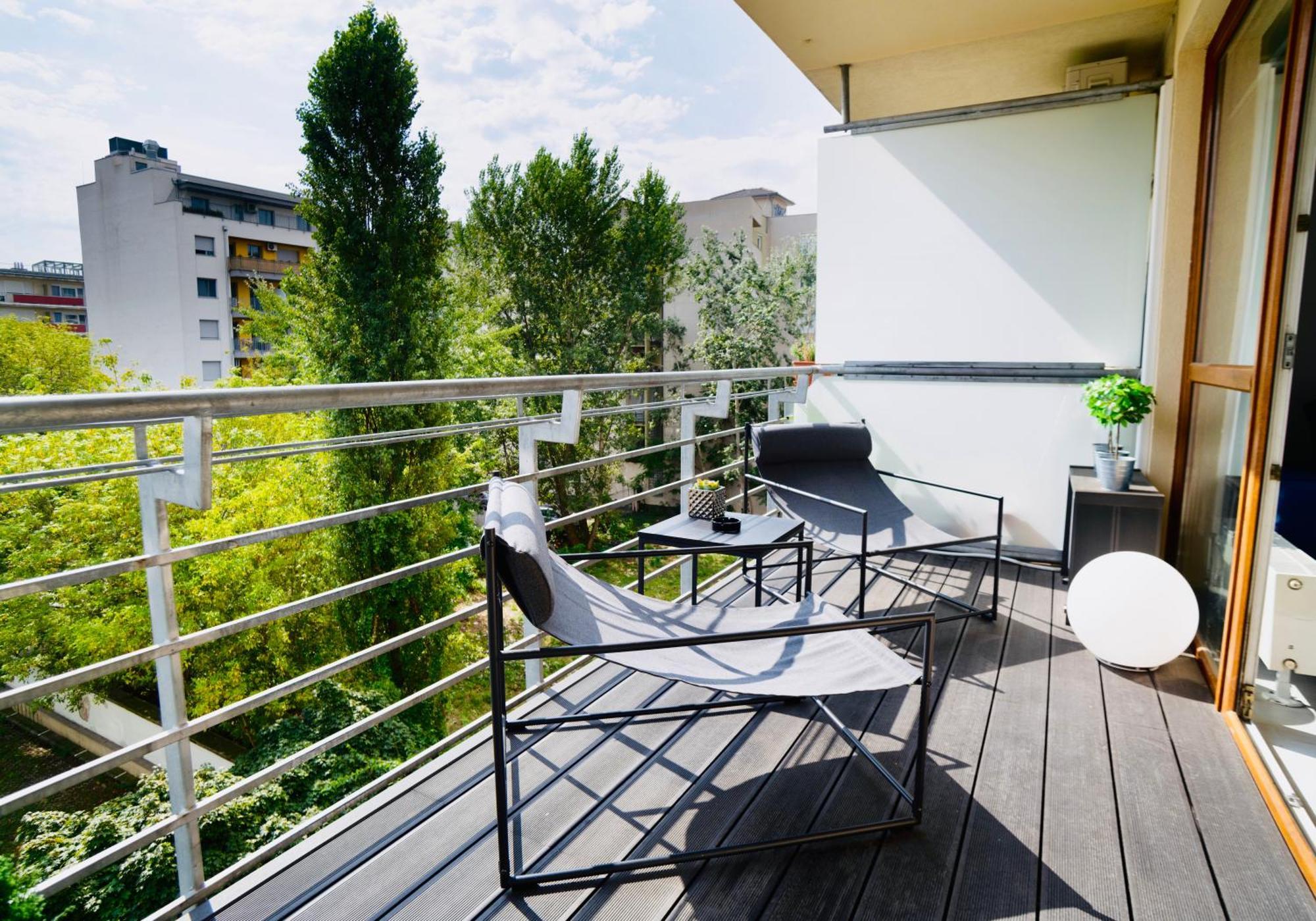Suiteangel - Luxury Design Condo With Free Garage Budapest Eksteriør billede